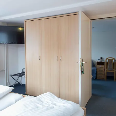 Post Hotel 3*